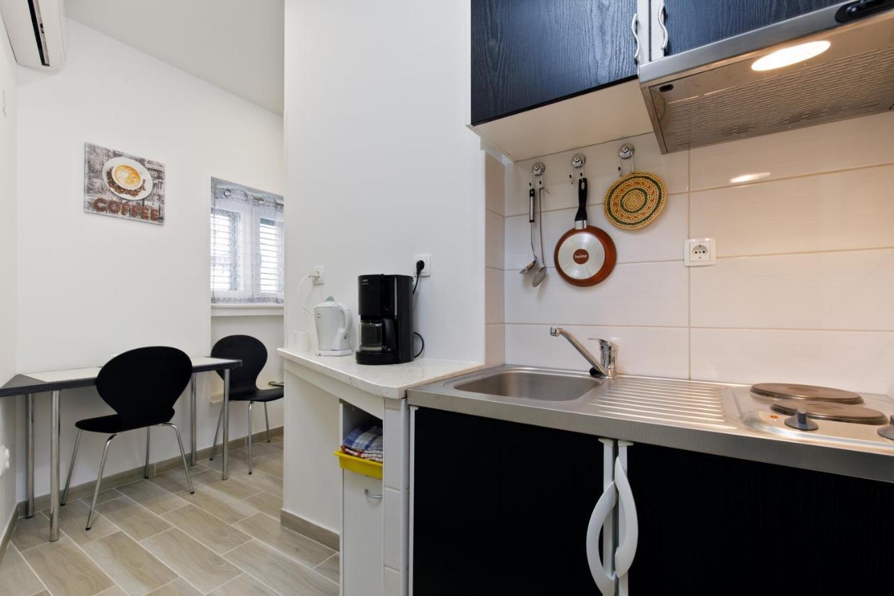 Apartments Stella Spalato ภายนอก รูปภาพ